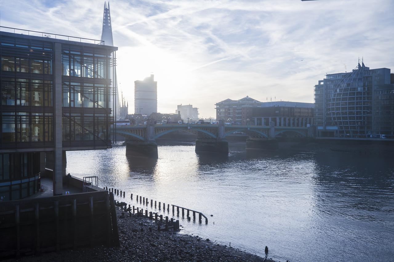 Апартаменты Sublime Flat With Thames View Лондон Экстерьер фото